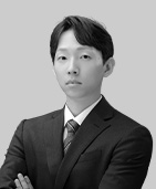 민사 변호사 정재훈